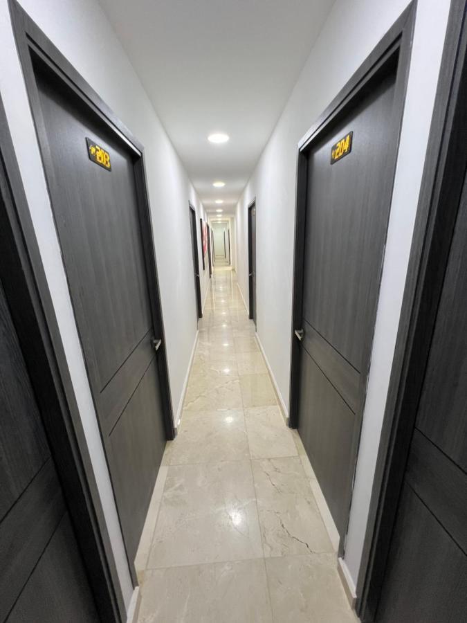 Hotel Wanderlust ซันตามาร์ตา ภายนอก รูปภาพ