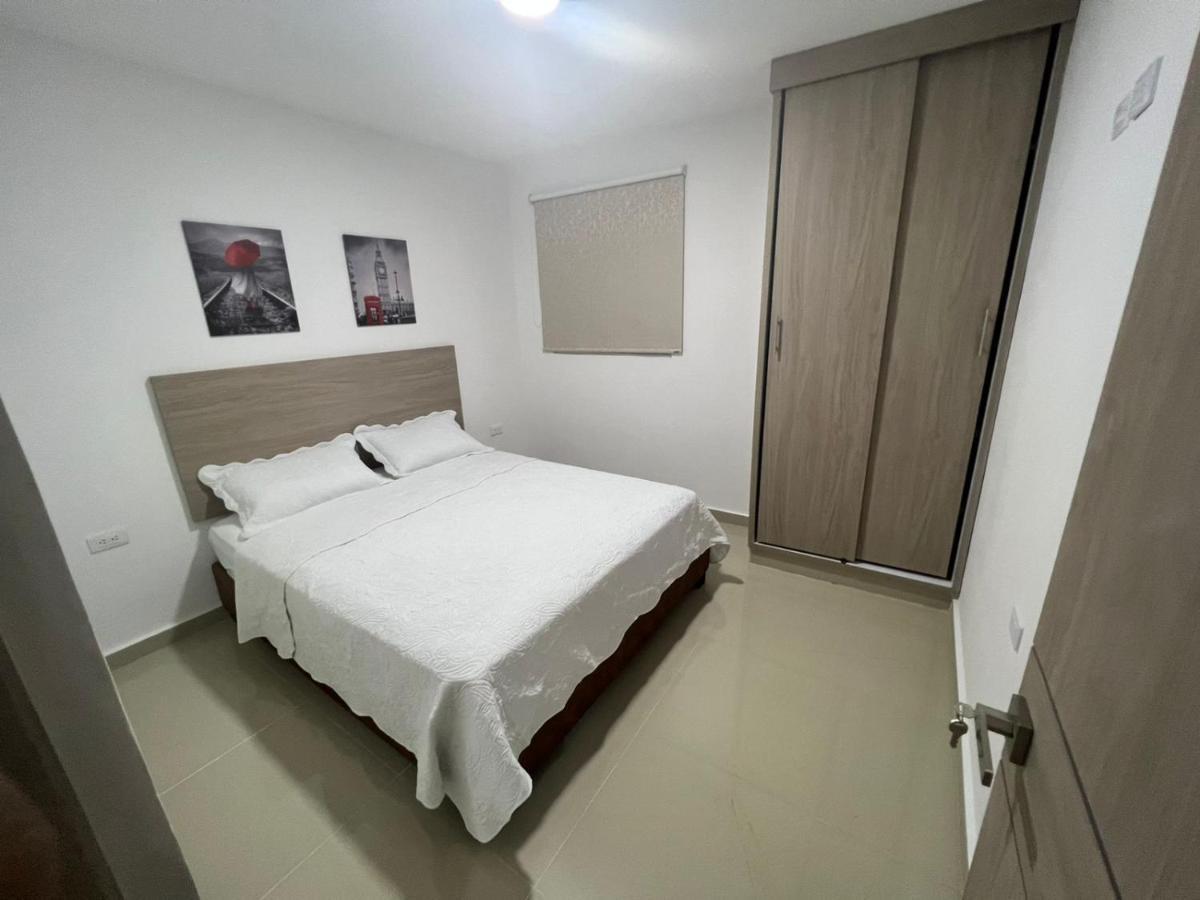 Hotel Wanderlust ซันตามาร์ตา ภายนอก รูปภาพ